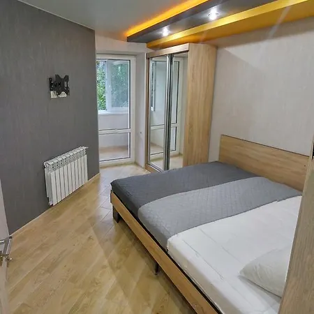 Luxury 2 Rooms Apartments In Center By Green House Poltava Exterior photo