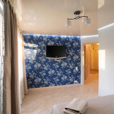 Luxury 2 Rooms Apartments In Center By Green House Poltava Exterior photo
