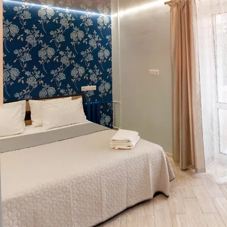 Luxury 2 Rooms Apartments In Center By Green House Poltava Exterior photo