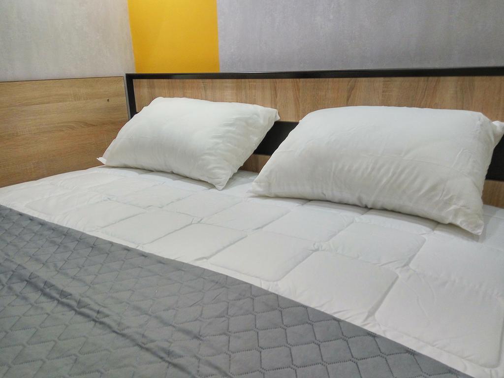 Luxury 2 In Center By House *